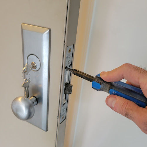 Hell's Kitchen Locksmith & Key Copy — Locksmith